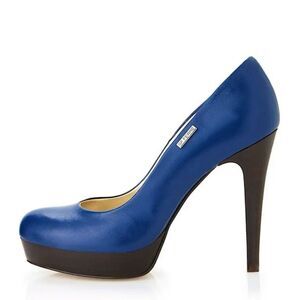 Gianfranco Ferre Blue Leather Pumps Size 39